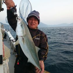 エンペラー 釣果