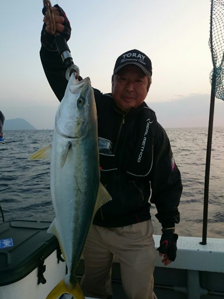 エンペラー 釣果