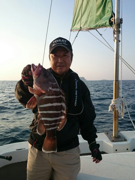 エンペラー 釣果