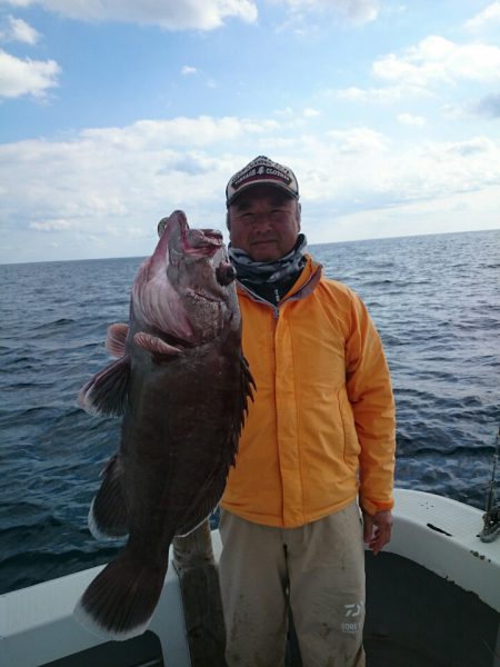 エンペラー 釣果