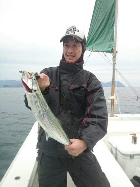 エンペラー 釣果