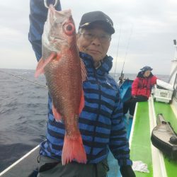 丸万釣船 釣果