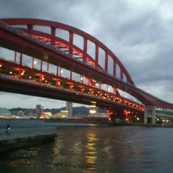 ポートアイランド北公園にて