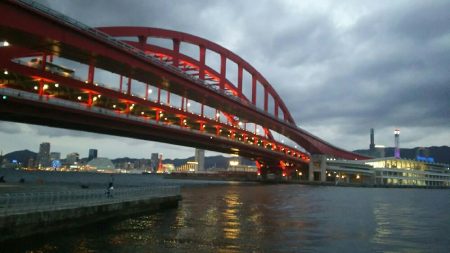 ポートアイランド北公園にて