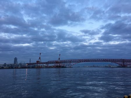 大阪港湾奥で