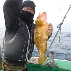 真祐丸 (しんゆうまる) 釣果