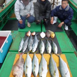 真祐丸 (しんゆうまる) 釣果