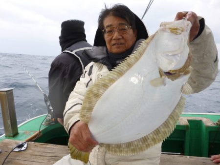 真祐丸 (しんゆうまる) 釣果