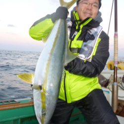 真祐丸 （しんゆうまる） 釣果