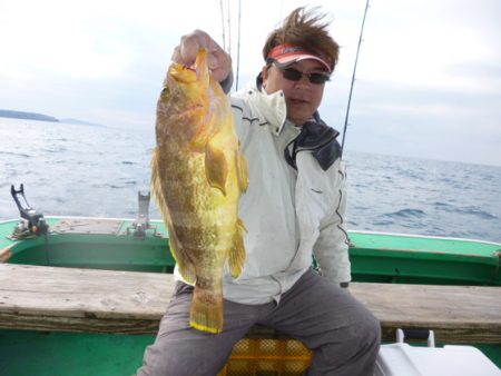 真祐丸 (しんゆうまる) 釣果