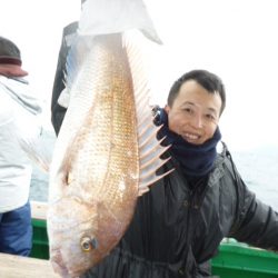 真祐丸 (しんゆうまる) 釣果