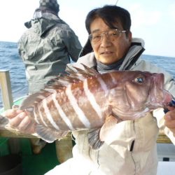 真祐丸 (しんゆうまる) 釣果