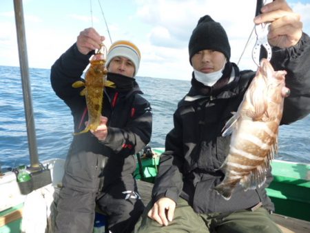 真祐丸 (しんゆうまる) 釣果
