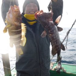 真祐丸 (しんゆうまる) 釣果