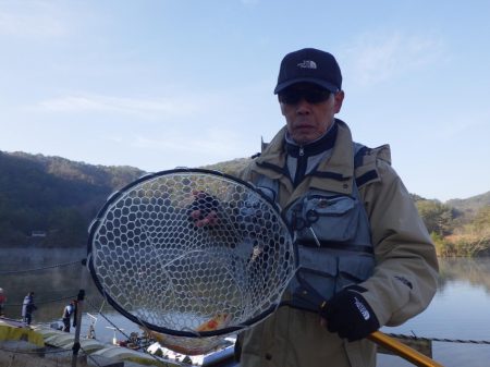 フィッシングレイクたかみや 釣果