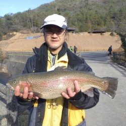 フィッシングレイクたかみや 釣果