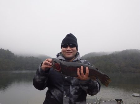 フィッシングレイクたかみや 釣果