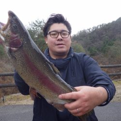 フィッシングレイクたかみや 釣果