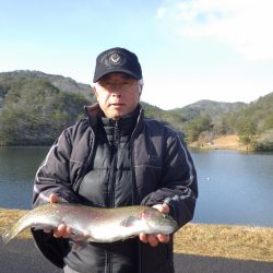 フィッシングレイクたかみや 釣果