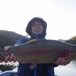 フィッシングレイクたかみや 釣果