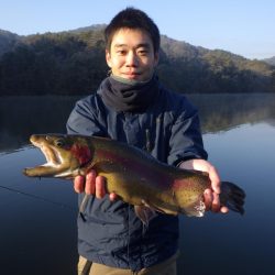 フィッシングレイクたかみや 釣果