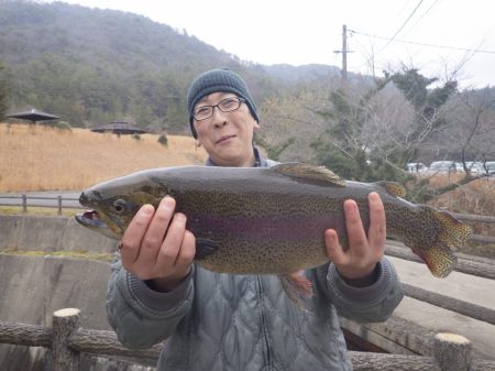 フィッシングレイクたかみや 釣果