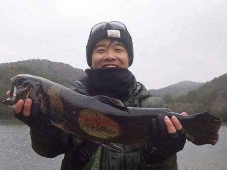 フィッシングレイクたかみや 釣果