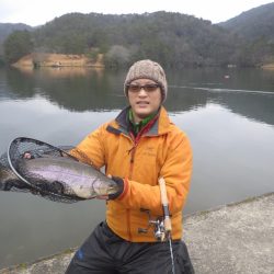 フィッシングレイクたかみや 釣果