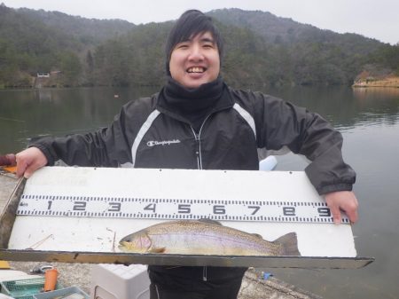 フィッシングレイクたかみや 釣果