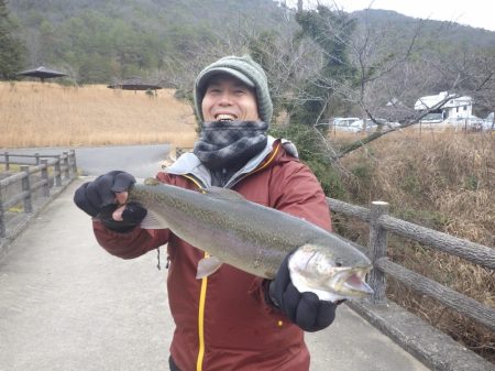 フィッシングレイクたかみや 釣果