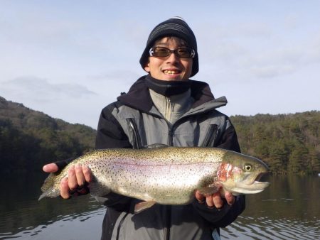 フィッシングレイクたかみや 釣果