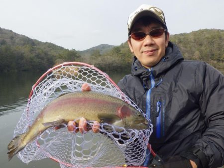 フィッシングレイクたかみや 釣果