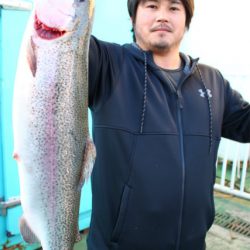 としまえんフィッシングエリア 釣果