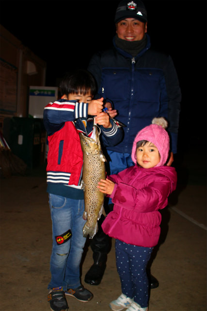 としまえんフィッシングエリア 釣果