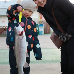 としまえんフィッシングエリア 釣果