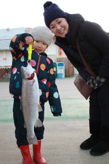 としまえんフィッシングエリア 釣果
