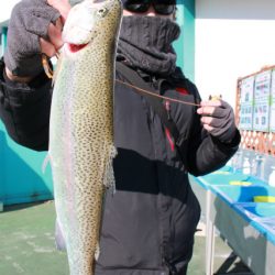 としまえんフィッシングエリア 釣果