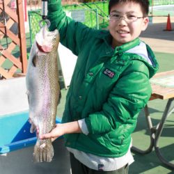 としまえんフィッシングエリア 釣果