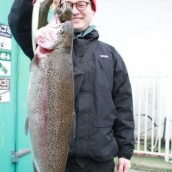 としまえんフィッシングエリア 釣果