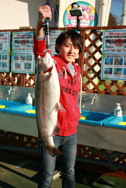としまえんフィッシングエリア 釣果