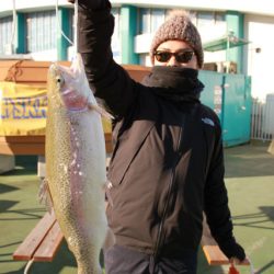 としまえんフィッシングエリア 釣果