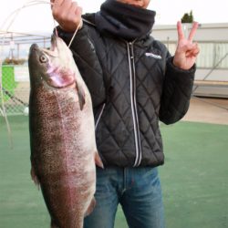 としまえんフィッシングエリア 釣果