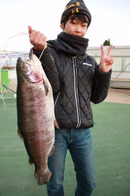 としまえんフィッシングエリア 釣果