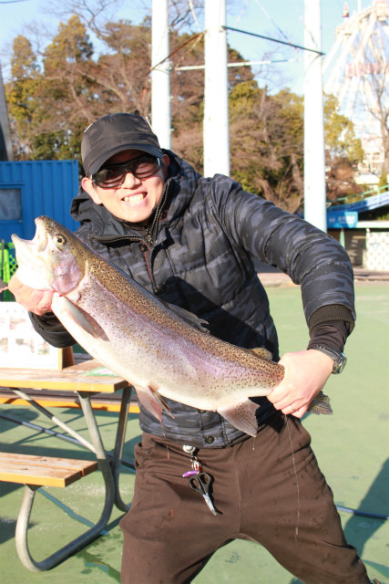 としまえんフィッシングエリア 釣果