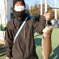 としまえんフィッシングエリア 釣果