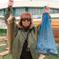 としまえんフィッシングエリア 釣果