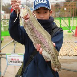 としまえんフィッシングエリア 釣果