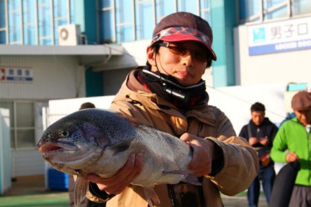 としまえんフィッシングエリア 釣果