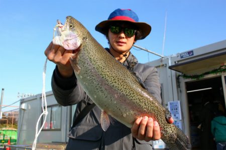 としまえんフィッシングエリア 釣果