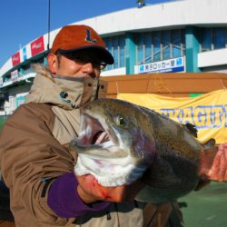 としまえんフィッシングエリア 釣果